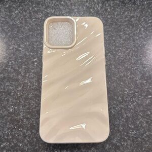 iPhone 12 Pro Max: Beige Wave Glossy Case
